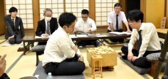 第83期A級順位戦 4回戦 ▲豊島将之九段 – △菅井竜也八段